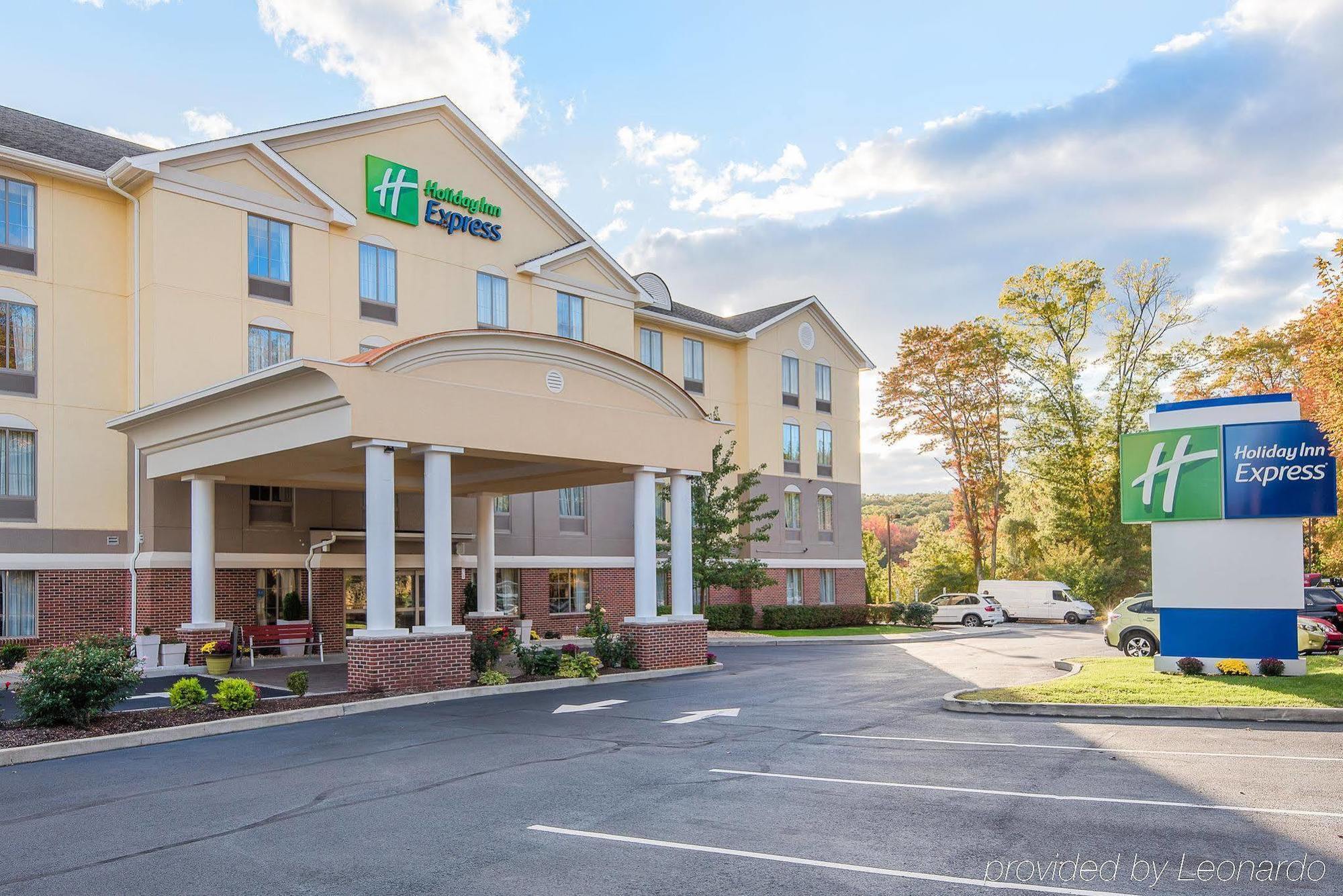 Holiday Inn Express Haskell-Wayne Area, An Ihg Hotel Exterior foto